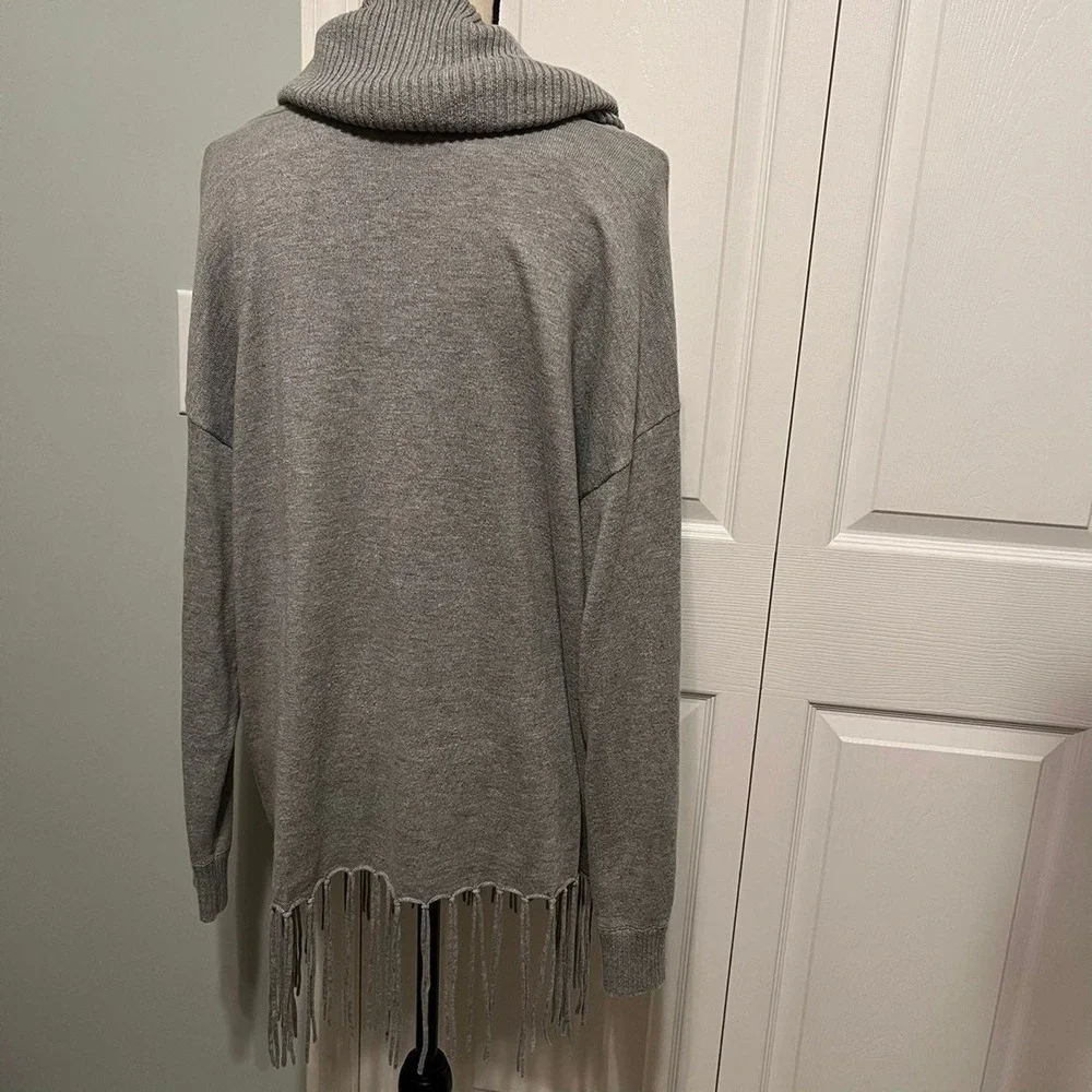 Michael Kors size 0X‎ grey cowl neck fringe hem sweater